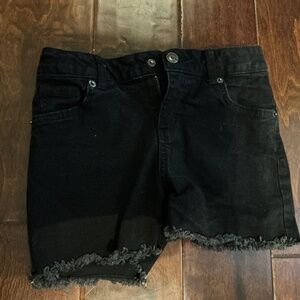Cat and Jack Girls black ripped jean shorts size large